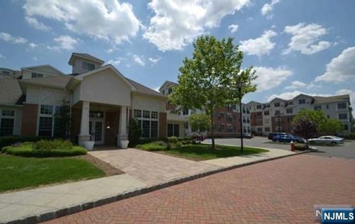 2304 The Plz, Tenafly, NJ, 07670-1059 | Card Image