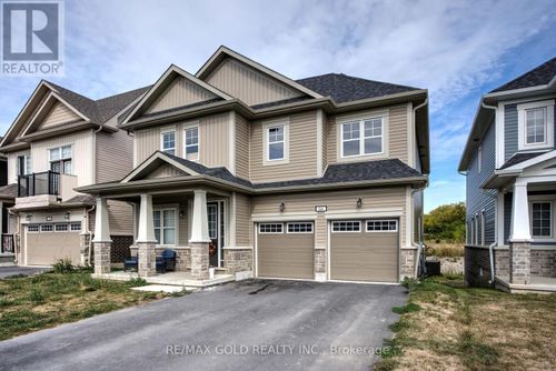 66 Oakmont Drive, Loyalist (Bath), ON, L2E6A3 | Card Image