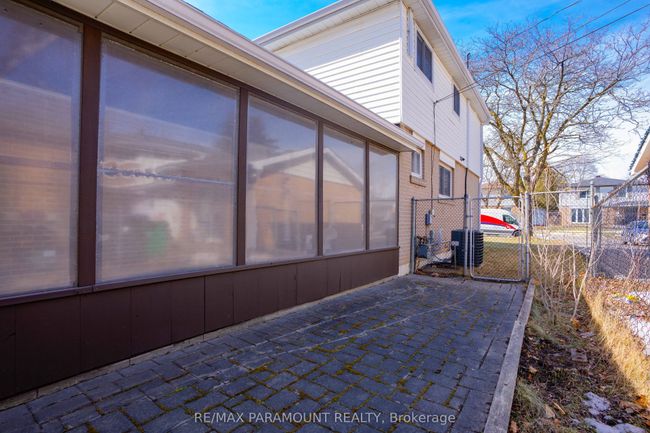 67 Braemar Dr, House other with 4 bedrooms, 3 bathrooms and 4 parking in Brampton ON | Image 37