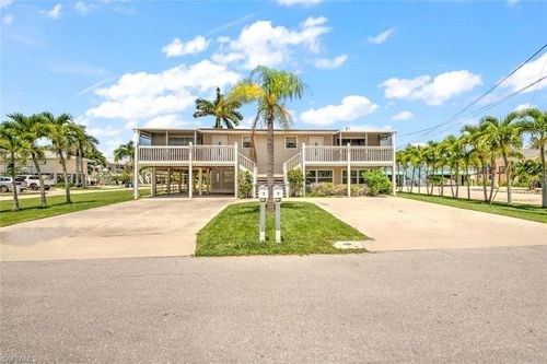 407 Lazy Way, FORT MYERS BEACH, FL, 33931-4125 | Card Image