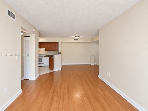 201-17622 Nw 25th Ave, Miami Gardens, FL, 33056-3650 | Card Image