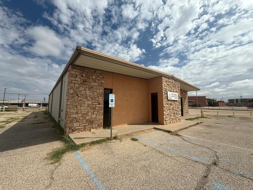 1011 E 7th St, Odessa, TX, 79761-4624 | Card Image