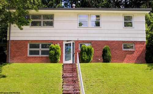 1476 Eastern Ave, Morgantown, WV, 26505-2312 | Card Image