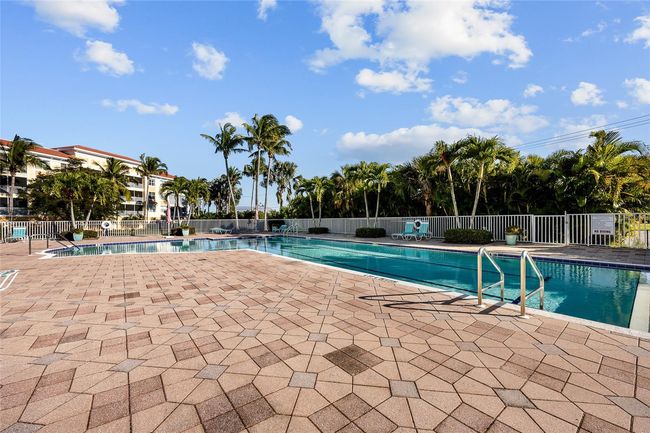 UNIT-2201 - 255 W End Dr, Condo with 2 bedrooms, 2 bathrooms and null parking in PUNTA GORDA FL | Image 30