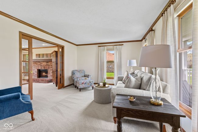 Formal living room off of Entry. Flex space could also be Den/Office | Image 10