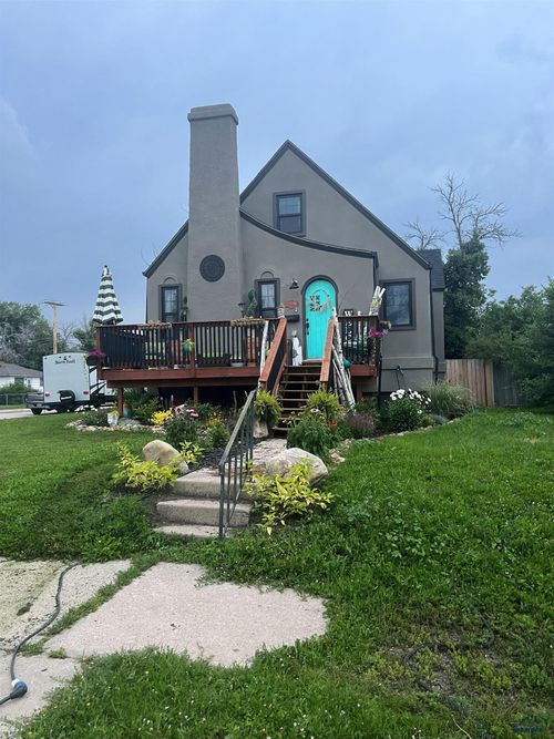 634 Saint Andrew St, Rapid City, SD, 57701-4640 | Card Image