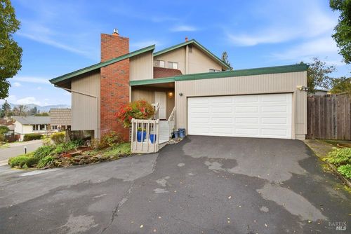 4762 Tarton Dr, Santa Rosa, CA, 95405-7949 | Card Image