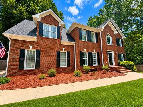 1156 Maple Creek Rdg, Loganville, GA, 30052-7103 | Card Image