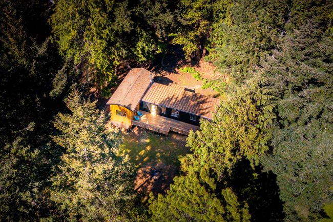 241 Spinnaker Drive, House other with 3 bedrooms, 2 bathrooms and 6 parking in Mayne Island BC | Image 33