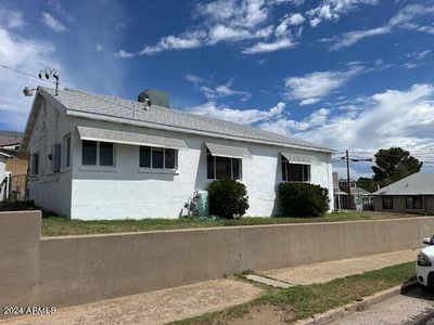 401 E Cedar Street, House other with 2 bedrooms, 1 bathrooms and null parking in Globe AZ | Image 1