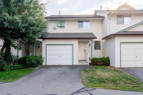 2-45640 Storey Ave, Chilliwack, BC, V2R3C5 | Card Image