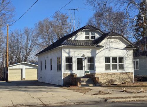 217 E Center Street, Shawano, WI, 54166 | Card Image
