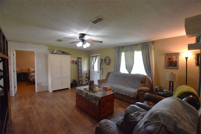 114 Amy Ct, House other with 3 bedrooms, 2 bathrooms and null parking in Collinsville TX | Image 7