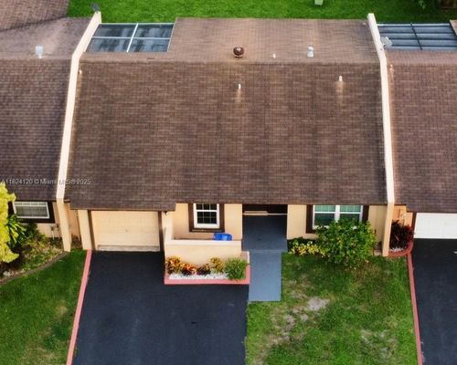 9410 S Meadows Cir, Miramar, FL, 33025 | Card Image