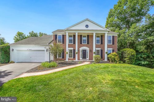 10842 Monticello Dr, GREAT FALLS, VA, 22066-4224 | Card Image