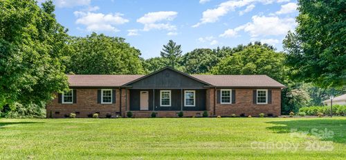 9410 Mountain Aire Circle, Charlotte, NC, 28214 | Card Image