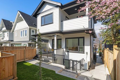 2138 Venables St, Vancouver, BC, V5L2J4 | Card Image