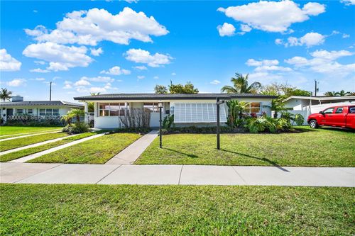 9401 Jamaica Dr, Cutler Bay, FL, 33189 | Card Image