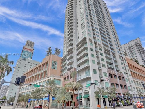 3409-244 Biscayne Blvd, Miami, FL, 33132-2286 | Card Image