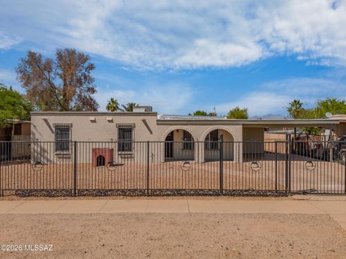 230 W Bilby Road, Tucson, AZ, 85706 | Card Image