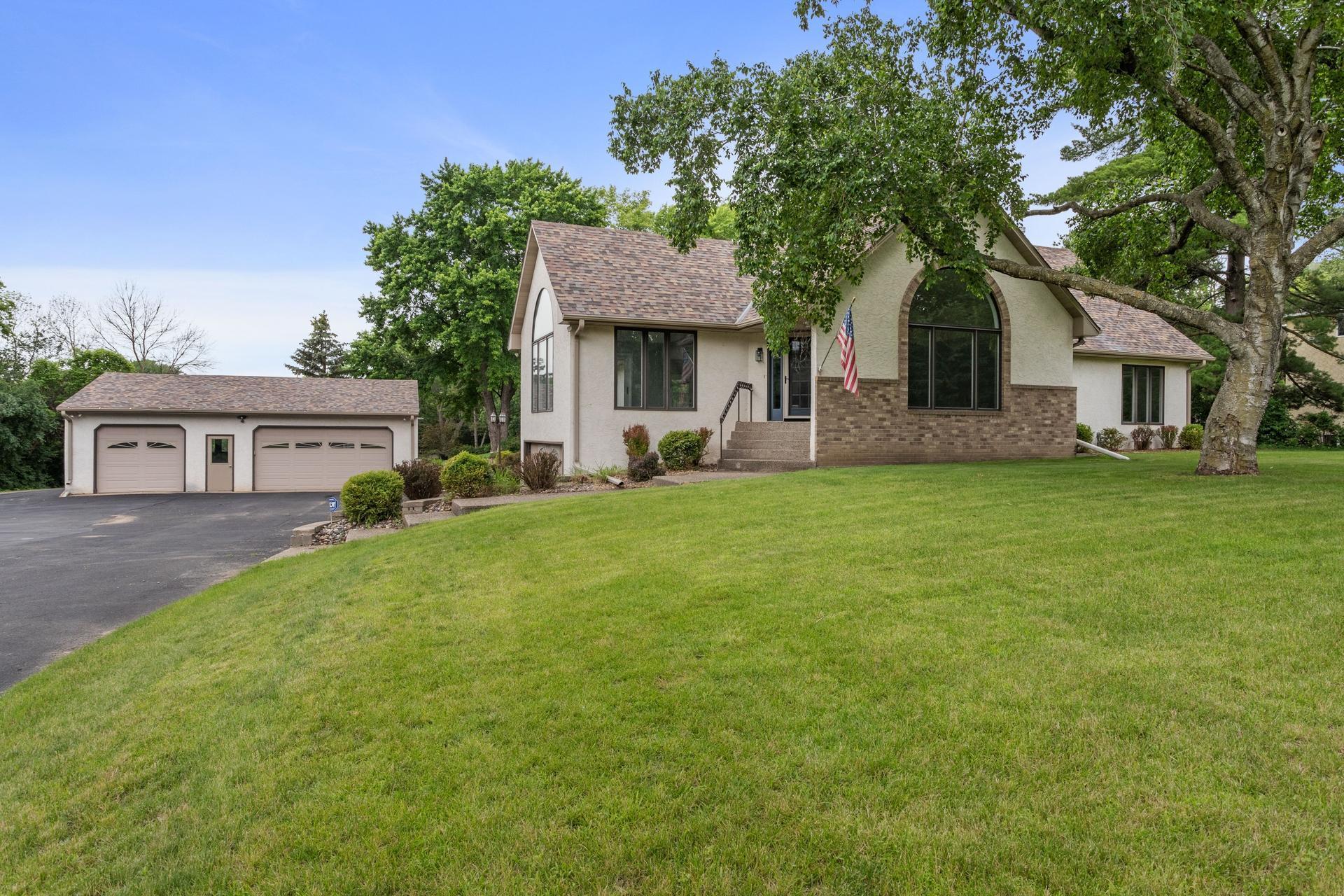 Lexington Ave, Saint Paul, MN 55118