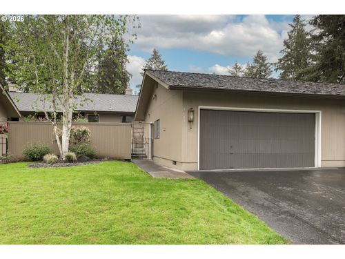 7489 Sw Kimberly Ct, Beaverton, OR, 97008-8631 | Card Image