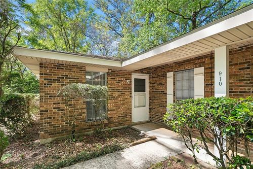 910 W 10th Avenue, Covington, LA, 70433 | Card Image