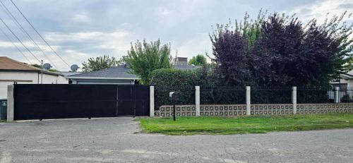 1054 Jay St, Olivehurst, CA, 95961-6727 | Card Image