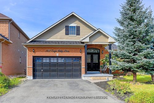 1022 Eagle Ridge Dr, Oshawa, ON, L1K0C8 | Card Image