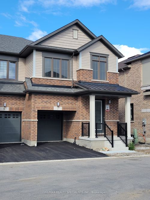 7-15 Blacklock St, Cambridge, ON, N1S0E6 | Card Image