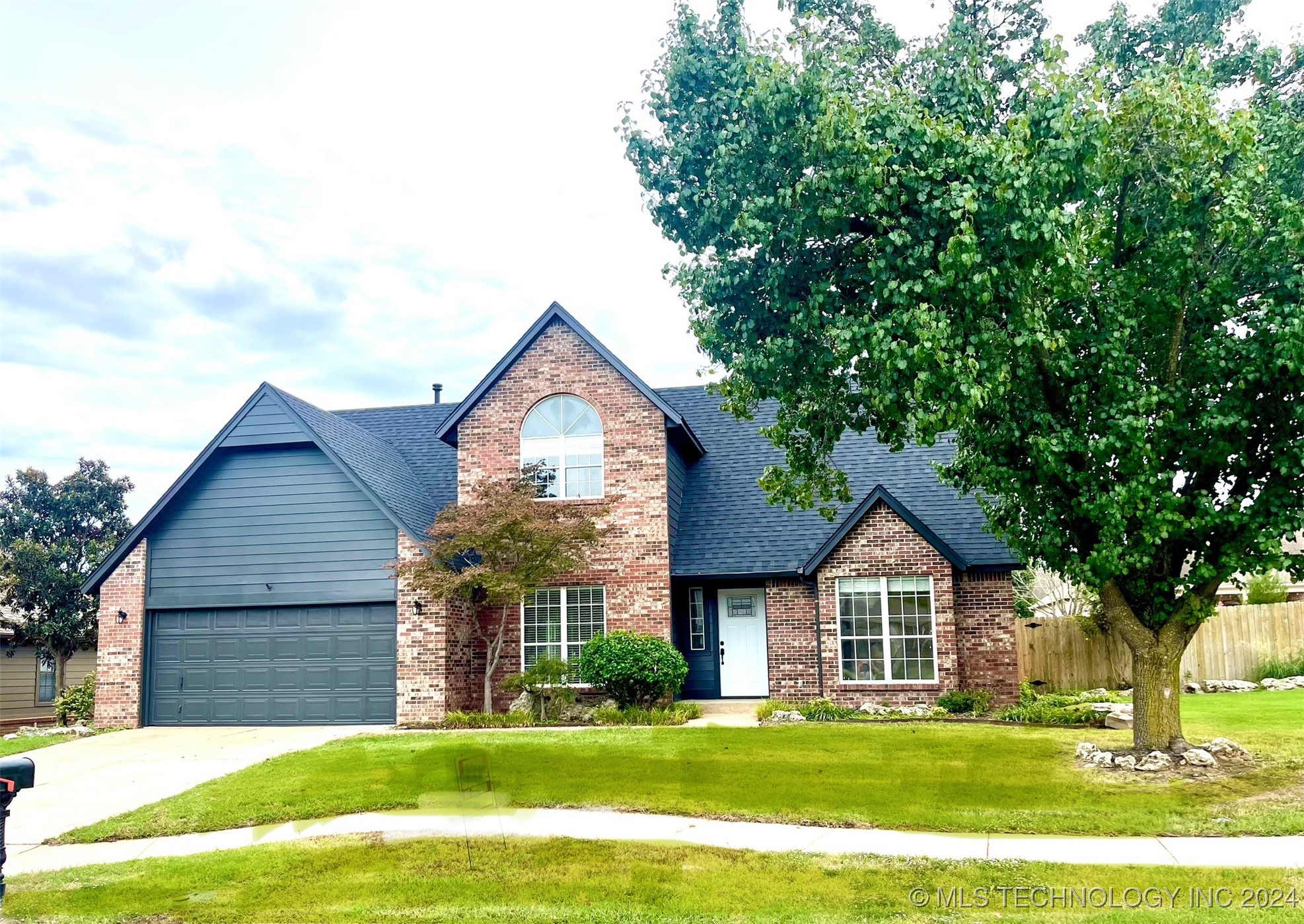 Broadway St, Broken Arrow, OK 74014