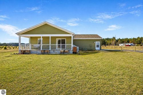 2968 Bowerman Rd, Kingsley, MI, 49649-9650 | Card Image