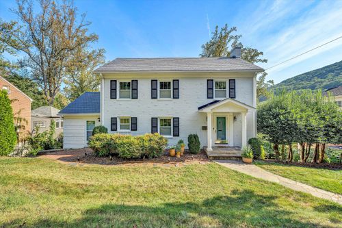 2836 Jefferson St Se, Roanoke, VA, 24014-3320 | Card Image