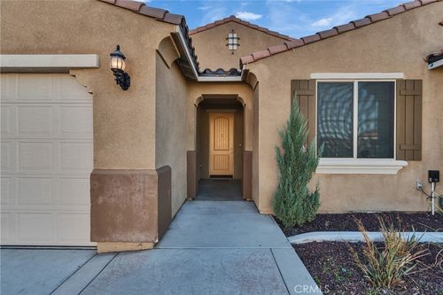 29543 Laredo Cir, Menifee, CA, 92584-4202 | Card Image