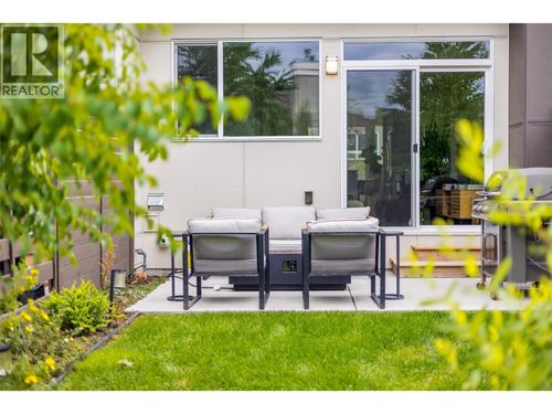 4-720 Valley Rd, Kelowna, BC, V1V0E1 | Card Image