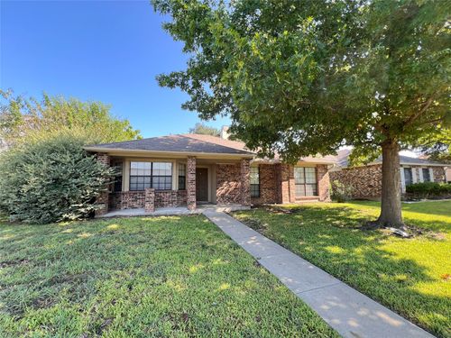 7021 Christina Ln, Garland, TX, 75043-6618 | Card Image