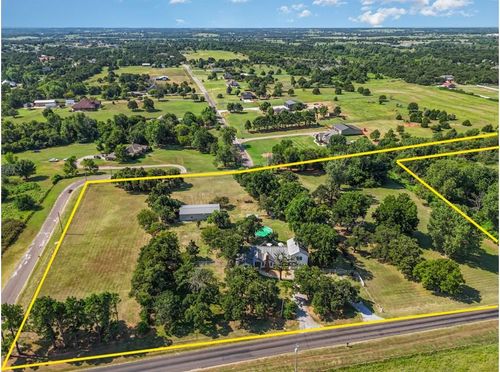 2576 Ne 10th St, Blanchard, OK, 73010-7570 | Card Image