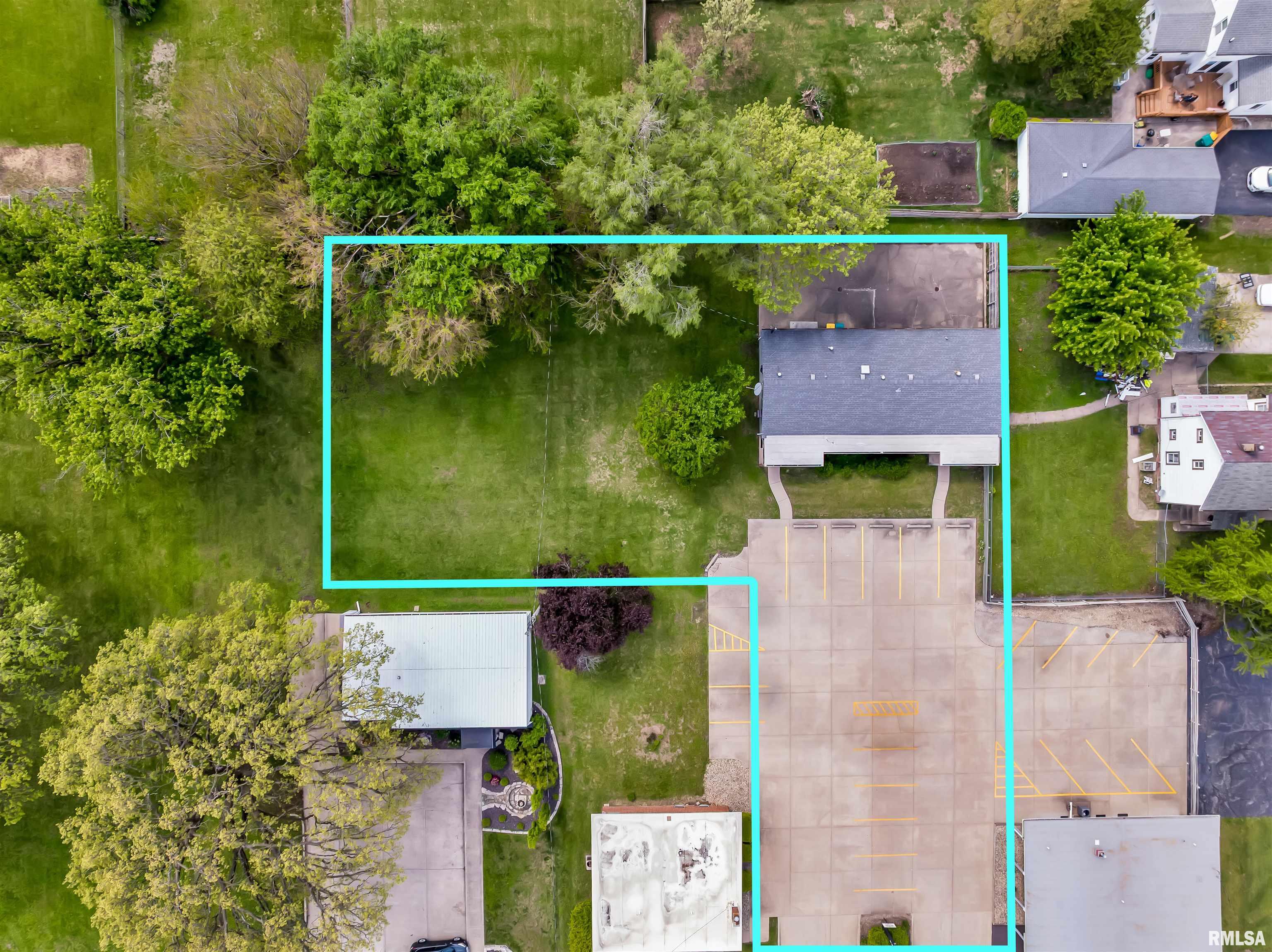 Commercial Sale in Galesburg 3