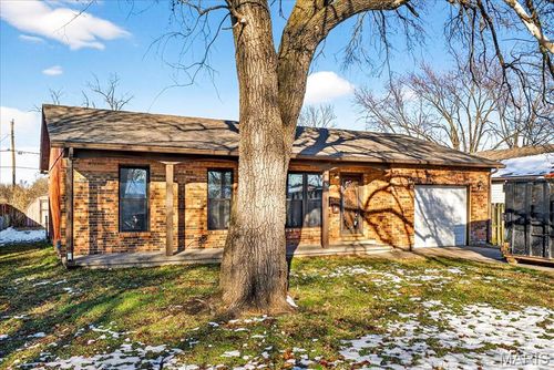 317 Sauget Ave, Cahokia, IL, 62206-1523 | Card Image