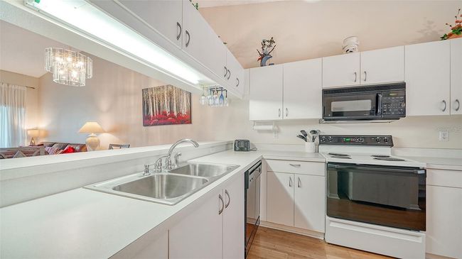 APT-202 - 4211 Caddie Dr E, Condo with 2 bedrooms, 2 bathrooms and null parking in BRADENTON FL | Image 16