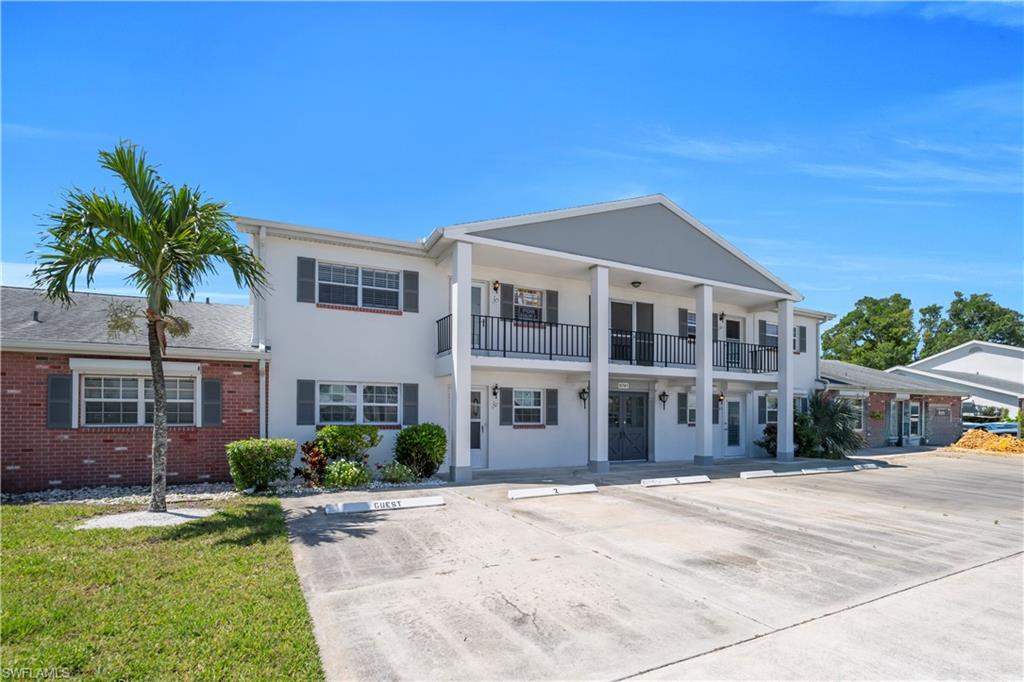 Residential in FORT MYERS 3