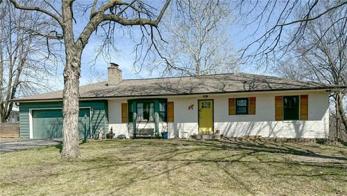 545 Jefferson Cir, Liberty, MO, 64068-1440 | Card Image