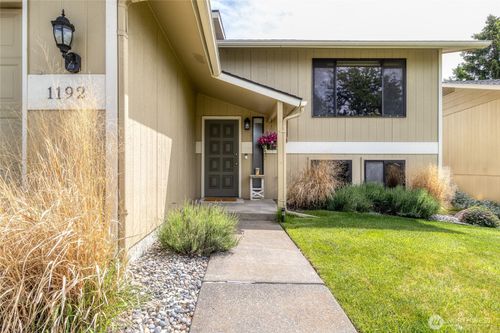 1192 Lancer Dr, Walla Walla, WA, 99362-9257 | Card Image