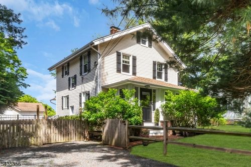 105 Somerville Rd, Bedminster, NJ, 07921-2639 | Card Image