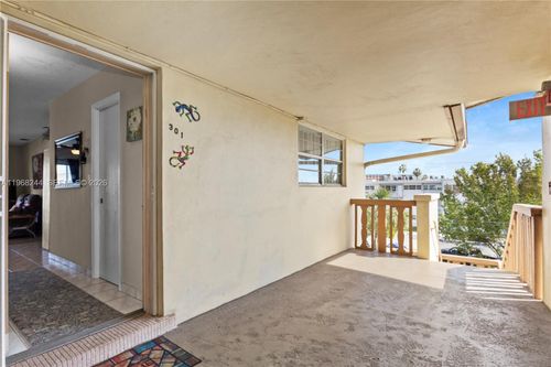 apt-301-16750 Ne 14th Ave, Miami, FL, 33162-2837 | Card Image