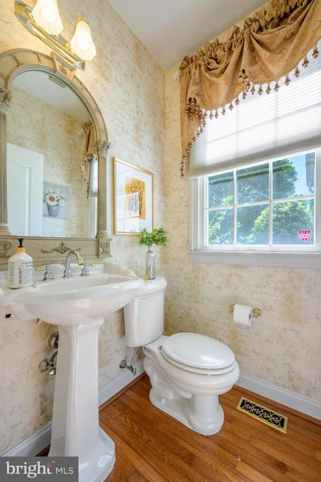 130 Augusta Dr, House other with 3 bedrooms, 3 bathrooms and null parking in MOORESTOWN NJ | Image 8