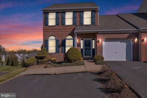 8 Bancroft Ter, Shillington, PA, 19607-2460 | Card Image