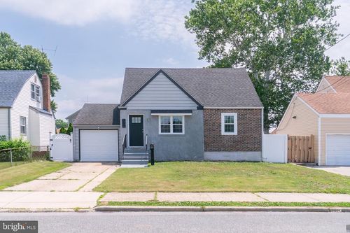 1129 Jefferson Ave, BELLMAWR, NJ, 08031-2805 | Card Image