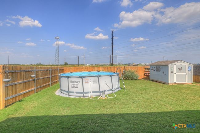 No back neighbors offers some privacy | Image 32