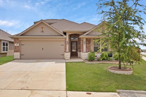 9200 Flying Eagle Ln, Fort Worth, TX, 76131-1746 | Card Image